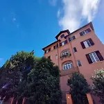 A Casa, Aventino