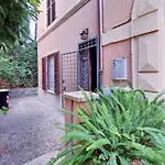 A Casa, Aventino