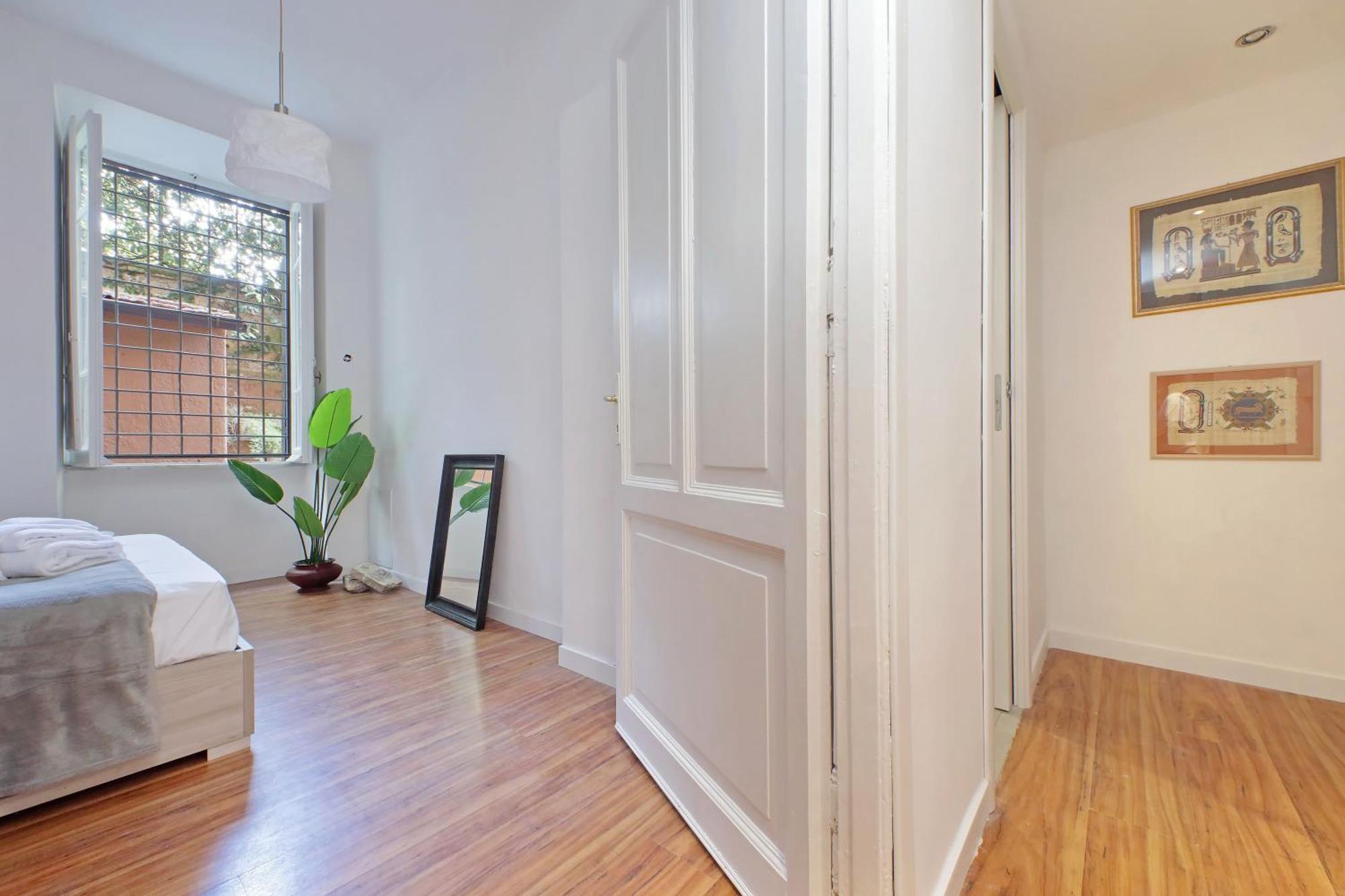 A Casa, Aventino Apartment